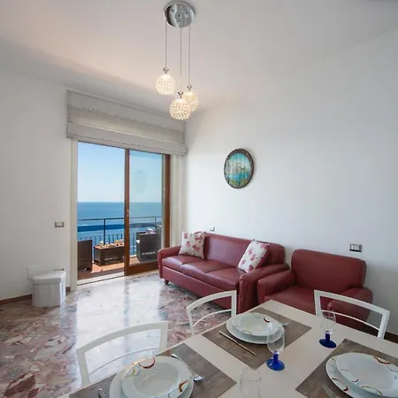 Apartment Lily House