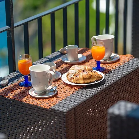 Апартаменты Lily House Амальфи